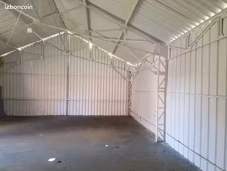 hangar