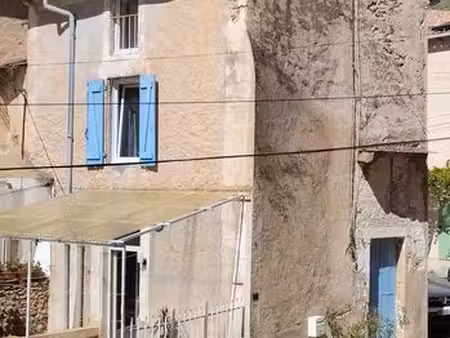 location maison de village