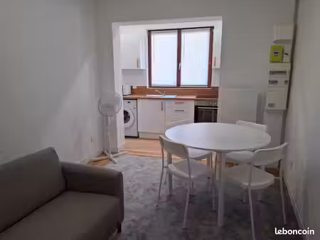 t2 meublé refait à neuf