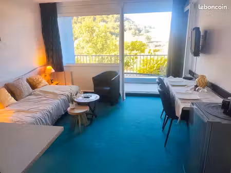studio 21 m2 cuisine équipée