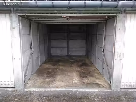 garages/parking à louer 80 ttc à nogent-sur-oise