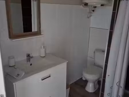 location studio meublé