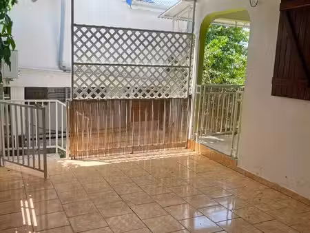 loue f2 géry vieux-habitants cnc