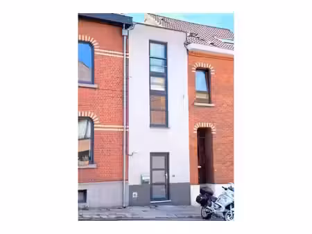 maison à louer à rue de la maillebotte 4 nivelles (vbe67869)