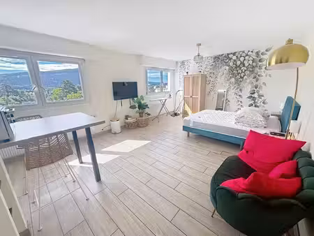 appartement - 4ème étage - 29 61 m2 - 1 pièce - meublé