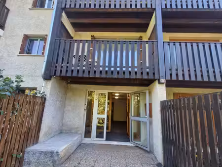 appartement t1 avec balcon à barcelonnette
