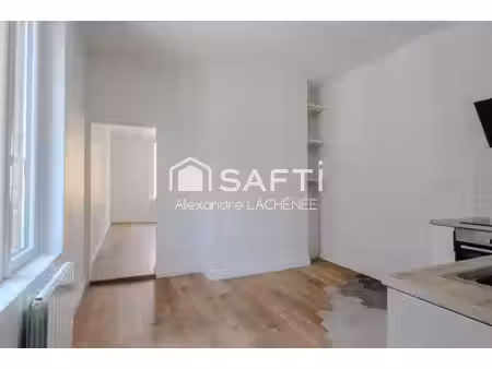 appartement rénové au centre-ville de méru