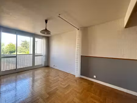 studio avec balcon secteur ouest