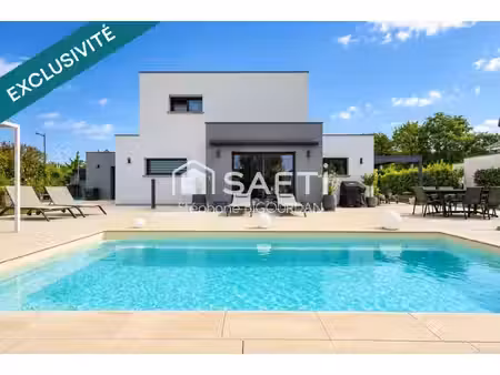 maison contemporaine : 2018  4ch  9 ares  ecole-valentin