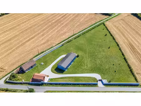 charmante fermette en pierre entièrement rénovée