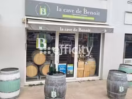 vente bureaux et commerces à orvault (44700) : à vendre / 100m² orvault