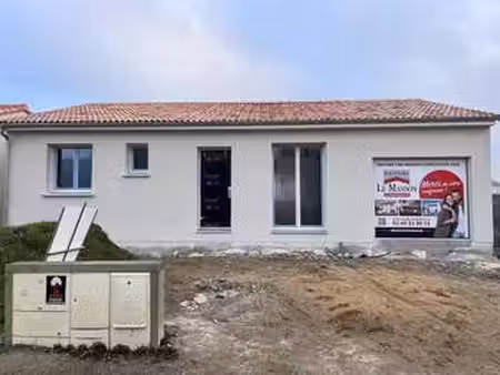 vente maison à aigrefeuille-sur-maine (44140) : à vendre / 90m² aigrefeuille-sur-maine
