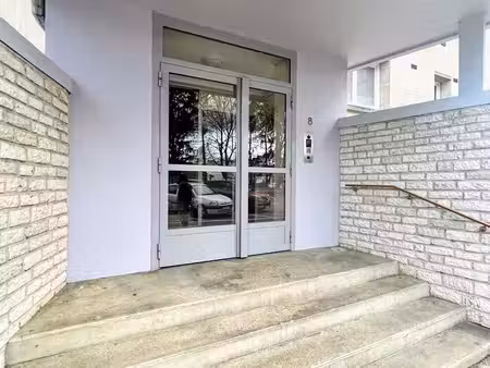 a vendre troyes  appartement de 75m2  balcon  3 chambres  ca