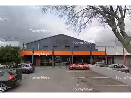 location local d’activités 1200m²