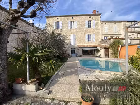 maison de village emblematique  montcuq avec jardin  piscine