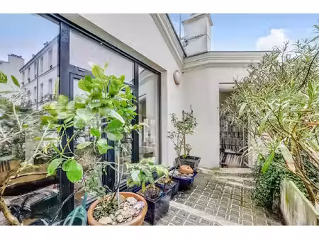 paris 19 : maison avec terrasse