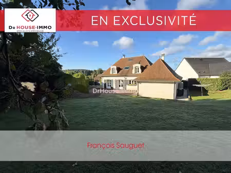 villa au coeur de beaurainville  10 pièces  4 chambres : un havre de paix à proximité de l