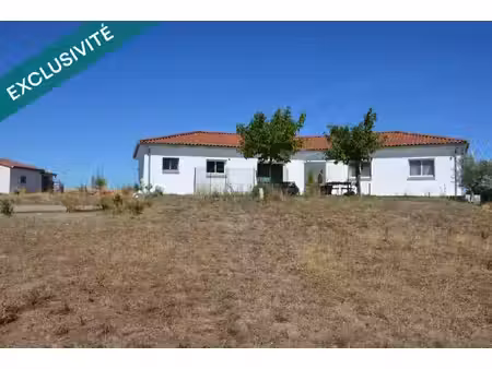 belle demeure moderne offrant de beau volume  quatre chambres  terrain de plus de 2500m2