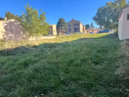 terrain laragne monteglin 470 m2