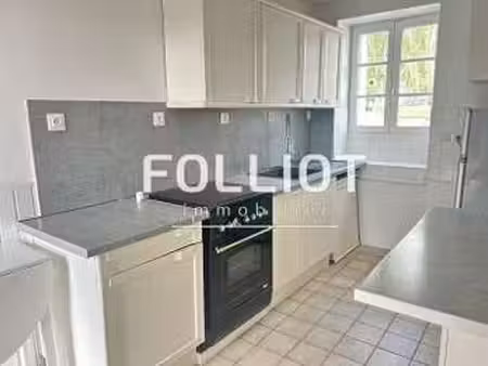 location maison à moyon-villages (50860) : à louer / 43m² moyon-villages