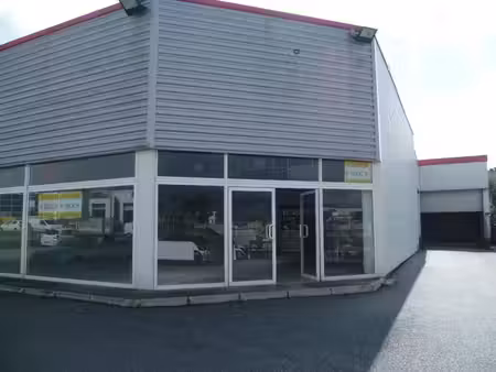 local commercial à louer