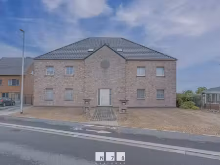 appartement te koop in dilsen-stokkem met 2 slaapkamers