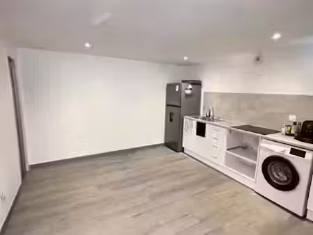 location meublée appartement 2 pièces 48 m² à la courneuve (93120)  900 €