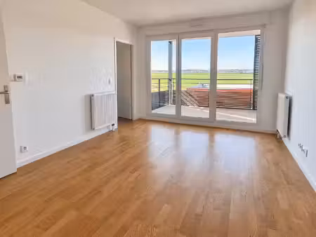 location appartement 2 pièces 39 m² à villepreux (78450)