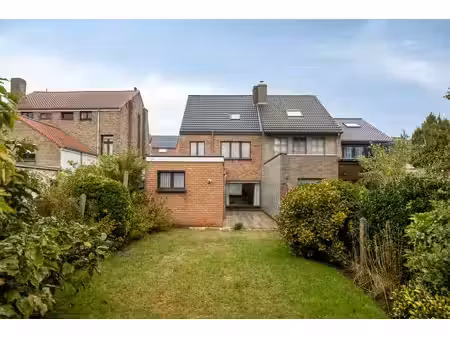 huis te koop in sint-kruis met 2 slaapkamers