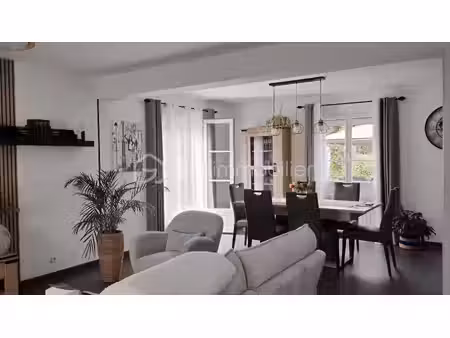 maison de ville de 123 m² à nazelles-negron
