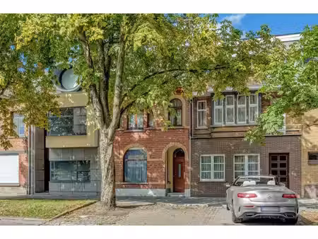 karaktervolle woning met potentieel tot 4 slpk en garage
