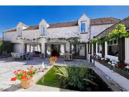maison de charme en pierre de 230 m²