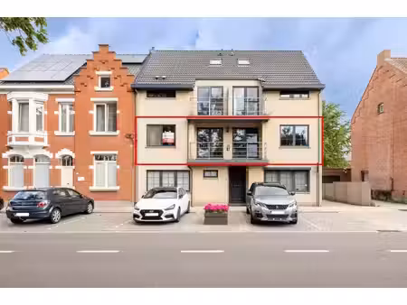 appartement met 3 slkps en 2 terrassen met zicht op de vaart