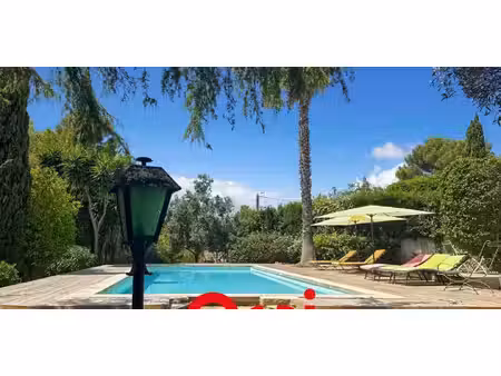 maison avec piscine et terrasse sud ouest - bandol (83)