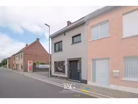 huis te koop in wevelgem met 3 slaapkamers