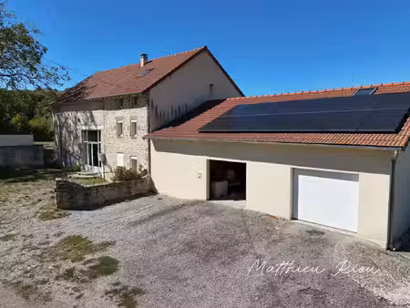 maison 6 pièces - 215 m²