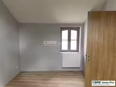 location bureau poitiers 78 m²