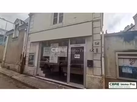 location commerce poitiers 78 m²