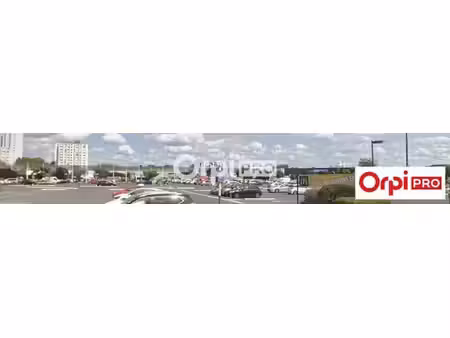 vente commerce sin le noble 59450 93m²