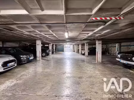 vente parking 15 m²