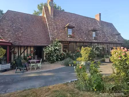 très belle propriété normande de caractère à vendre à bern