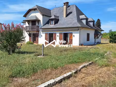 grande maison de campagne de 300 m² avec 5 chambres