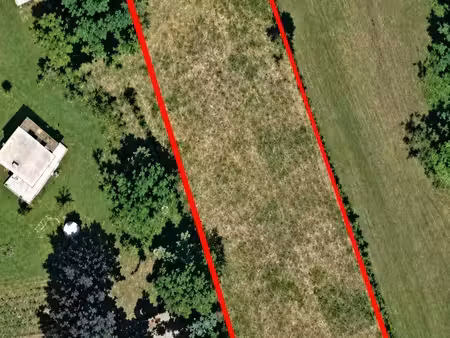 terrain de 1350 m2 proche centre ville montignac-lascaux