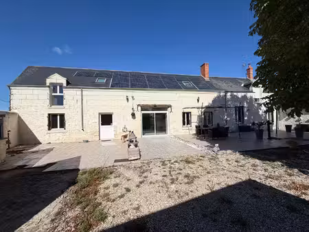 vente maison 8 pièces  238.00m²  sambin