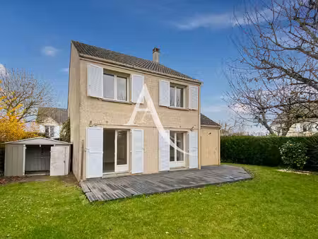 vente maison 6 pièces  117.00m²  élancourt
