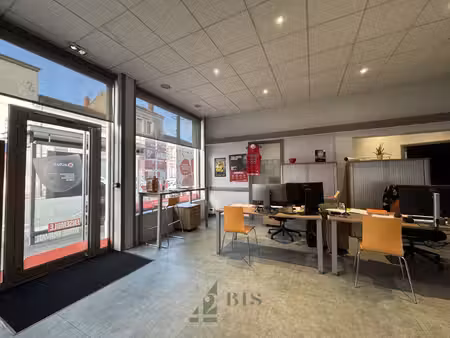 achat local commercial 104m² roanne 42300