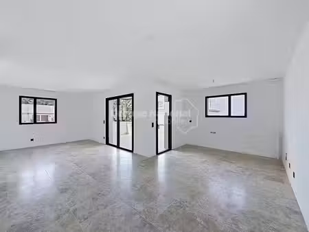 vente appartement 3 pièces 75 m² à taillades (84300)  320 000 €