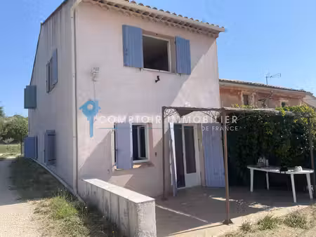maison 4pièce(s) 3chambre(s) 97 m² apt (84400)