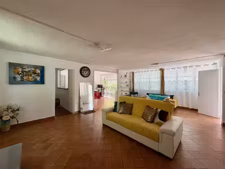 maison t3 hauteurs lezarde louee vide terrain de 949m2