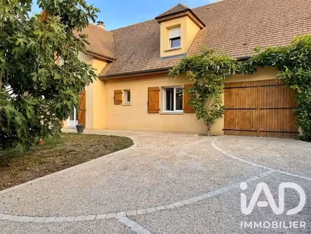 maison à saint-ambreuil (71240)